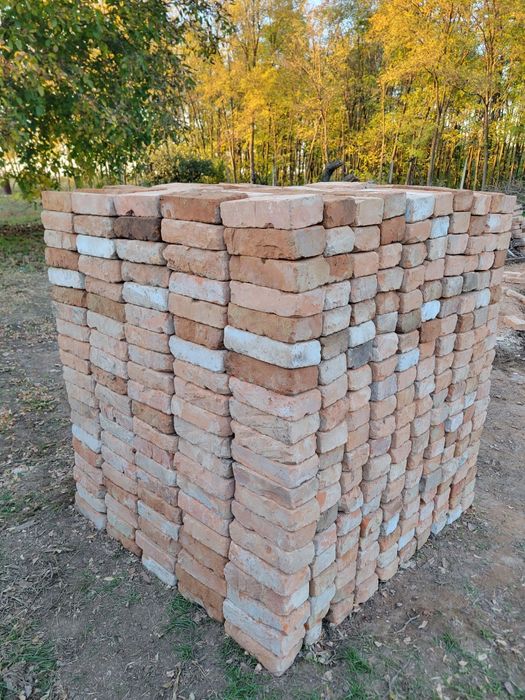 Cărămidă veche plinā 1200 bucati