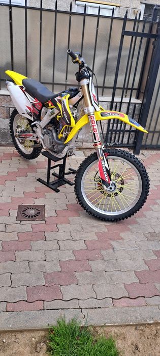 Suzuki rmz 250cc  full cross