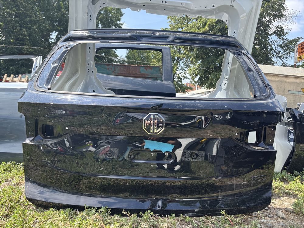 Капак MG ZS