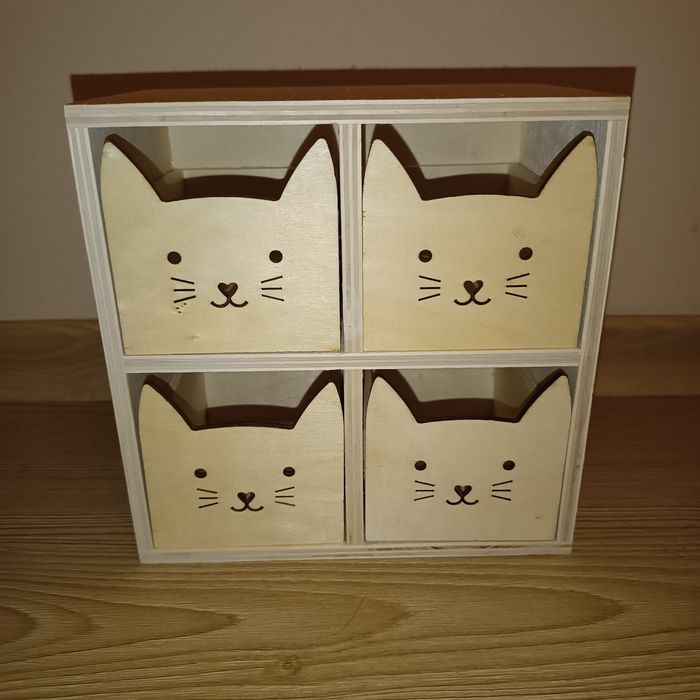 Нов дървен органайзер за бюро