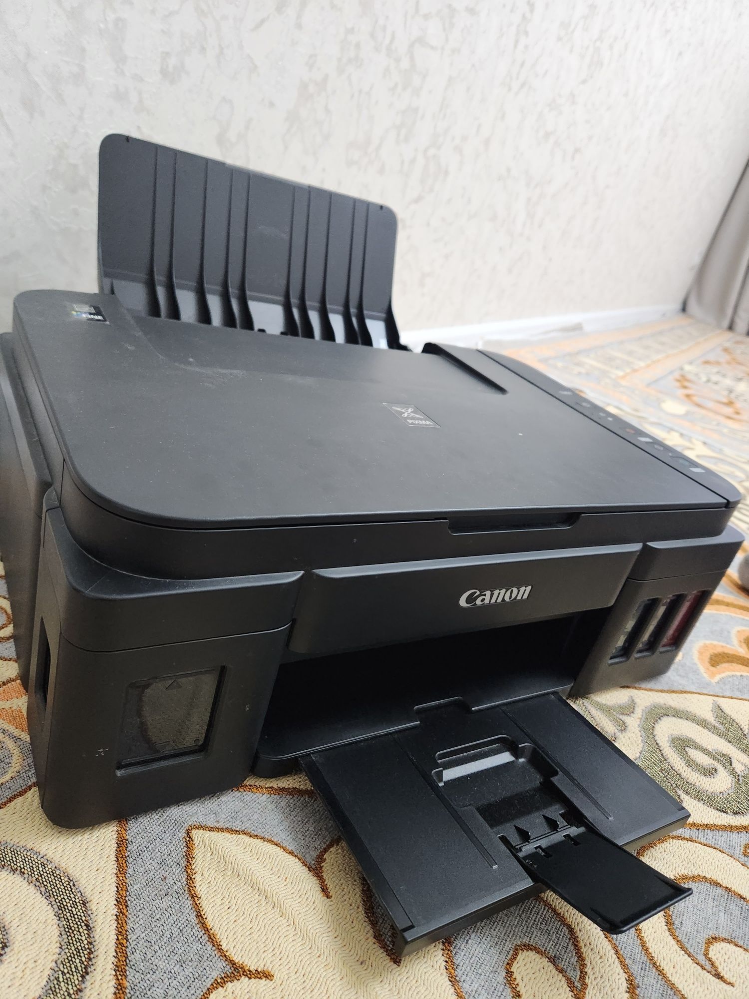 Canon принтер черный