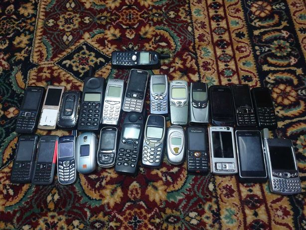 Телефоны разных моделей