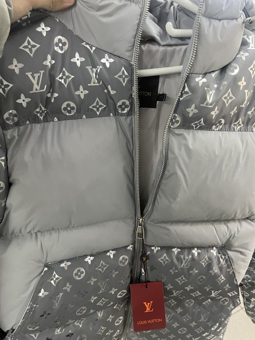 Geacă Louis Vuitton originala