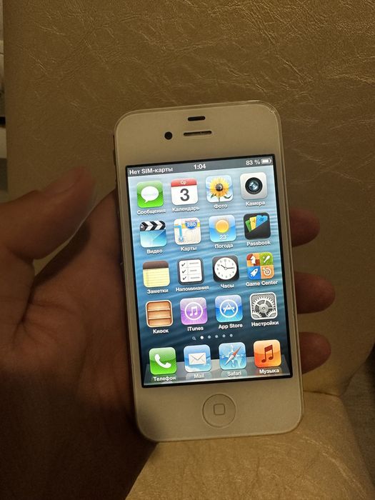 iPhone 4s в отличном состоянии
