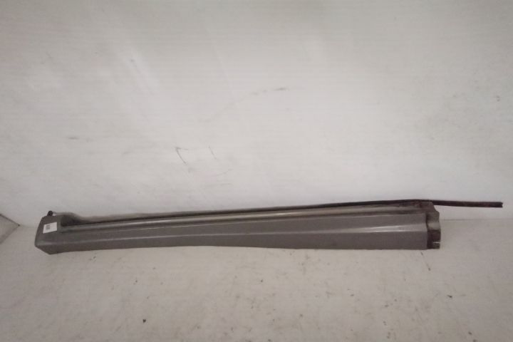 Ляв праг / Lqv prag Оригинален, в добро състояние Волво XC90 2 [ ]