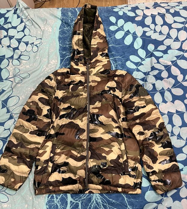 Яке на Guess 14г.