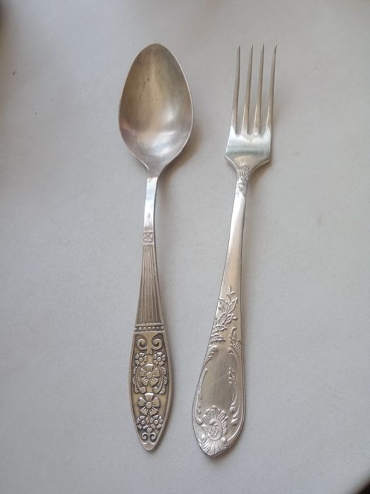 Мельхиор. Вилка , ложка .