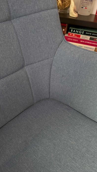 Fotoliu + taburet scandinav din lemn si tapiterie albastra, textil