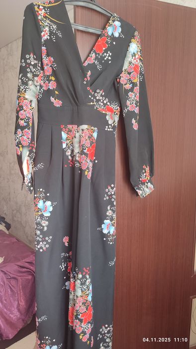 Продам вечерний комбенизон