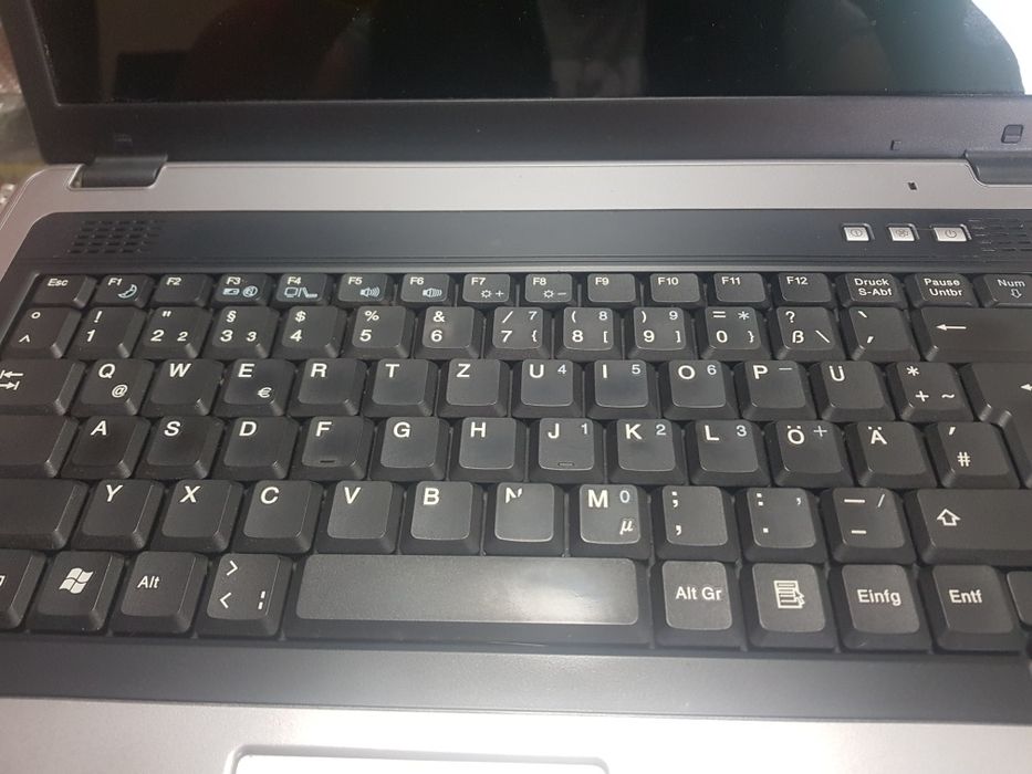 Laptop на Части,