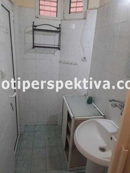 Продава се Магазин в Пловдив, Център - 70 кв.м за 1065 €/кв.м - Снимка #4