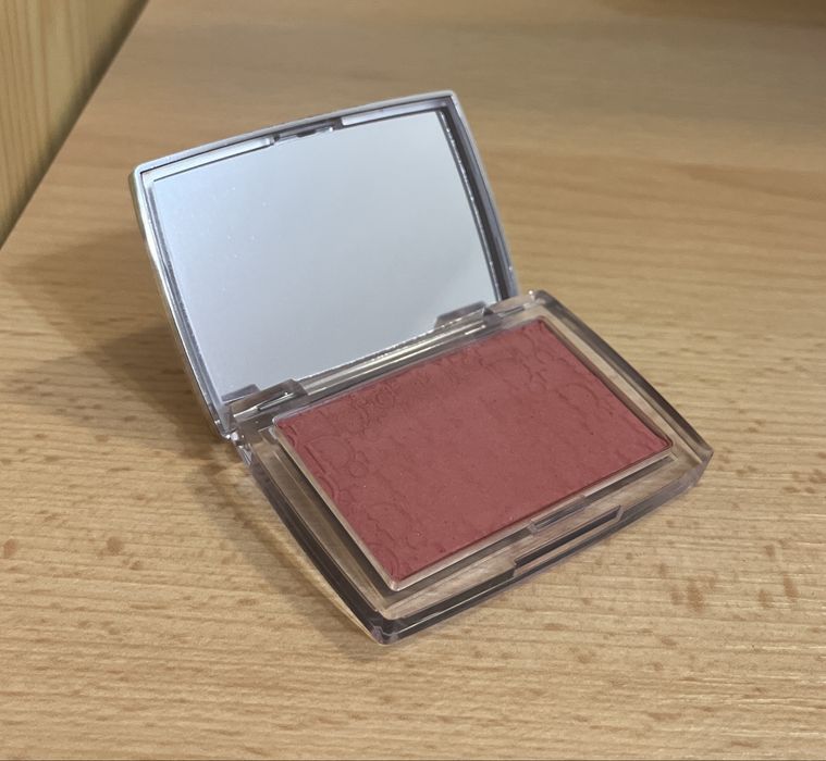 Dior руж 012 Rosewood в отлично състояние - изчерпана серия