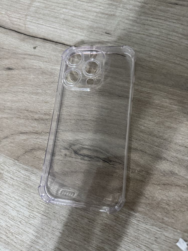Чехлы для IPHONE 15 PRO