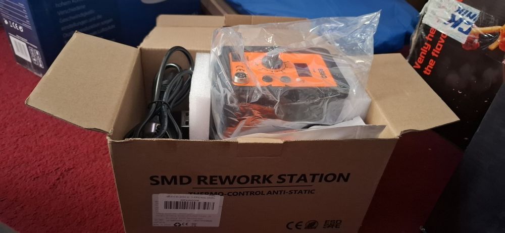 Statie de lipit cu aer cald