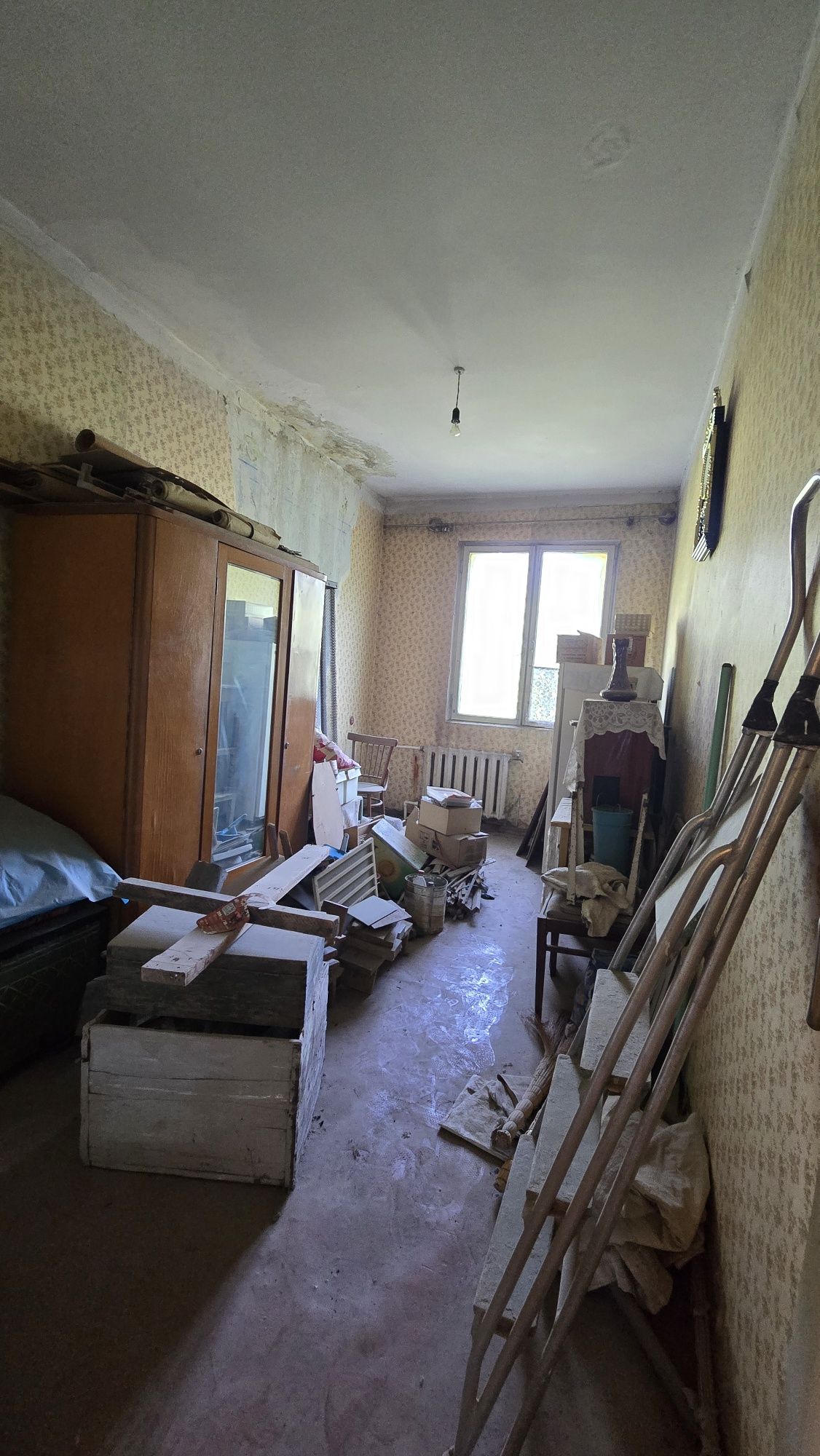 Срочно продается квартира на Чиланзаре  11 квартале 3/4/4