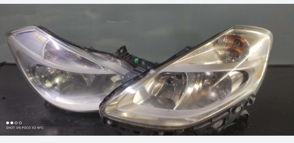 Far Stanga Dreapta Renault Clio European