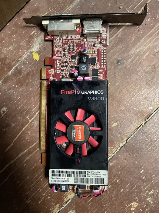 Vand placa video firepro graphics v3900