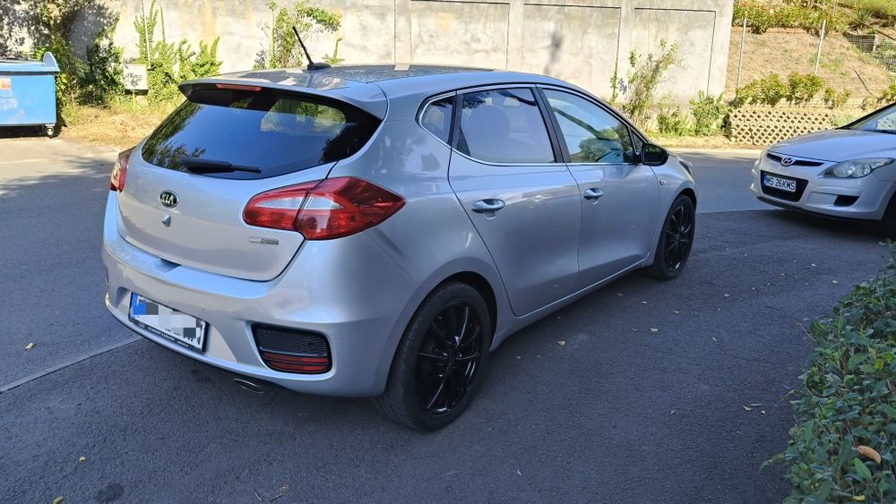 Kia Ceed euro 6 diesel dotări maxime.