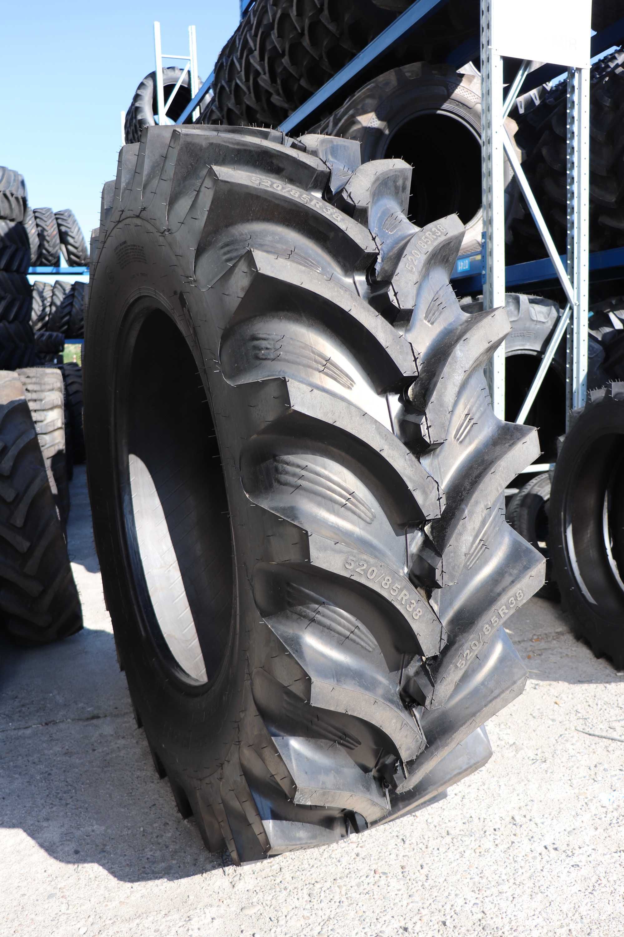 Cauciucuri TRACTOR radiale 520/85R38 marca OZKA anvelope noi 20.8R38