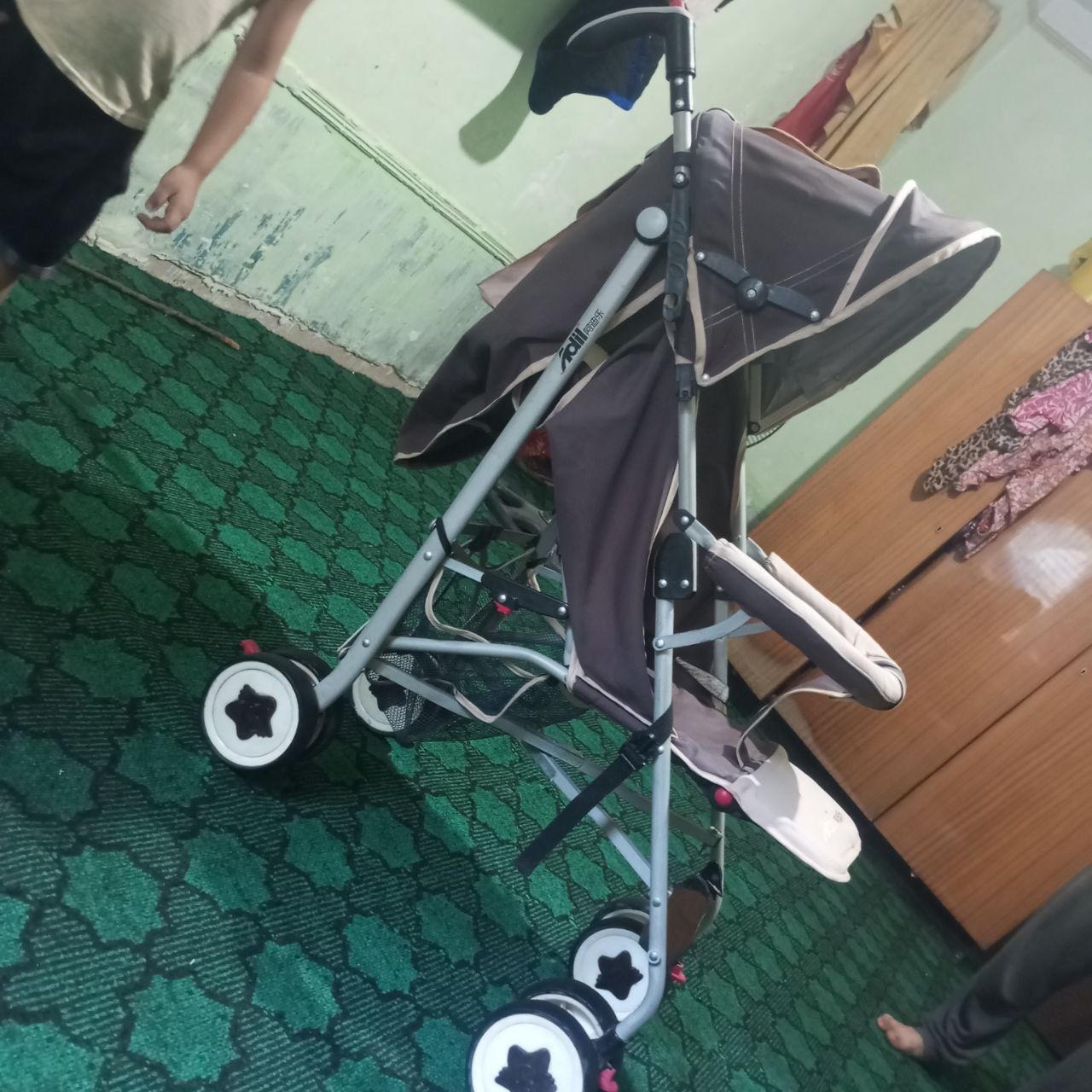Belanchak 
Samakat tormizlik
Elektroniy belanchak.
Hammasi sotilad