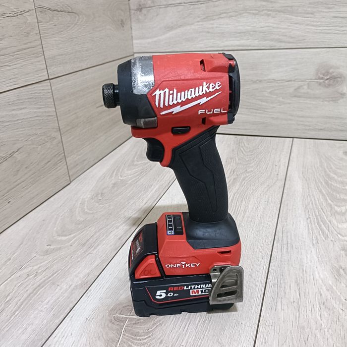 Filetanta cu impact pentru biti Milwaukee