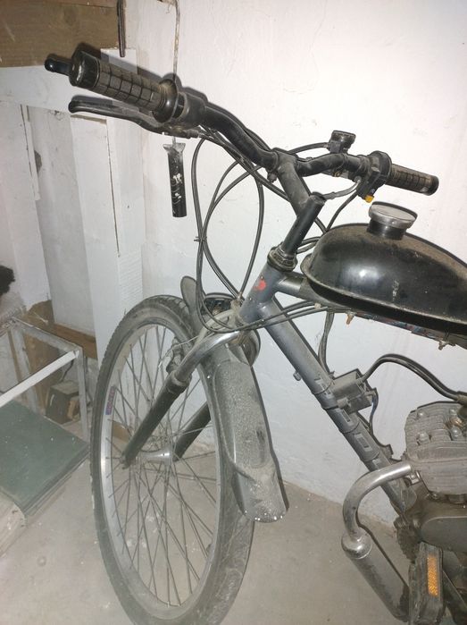 Bicicleta pe benzina