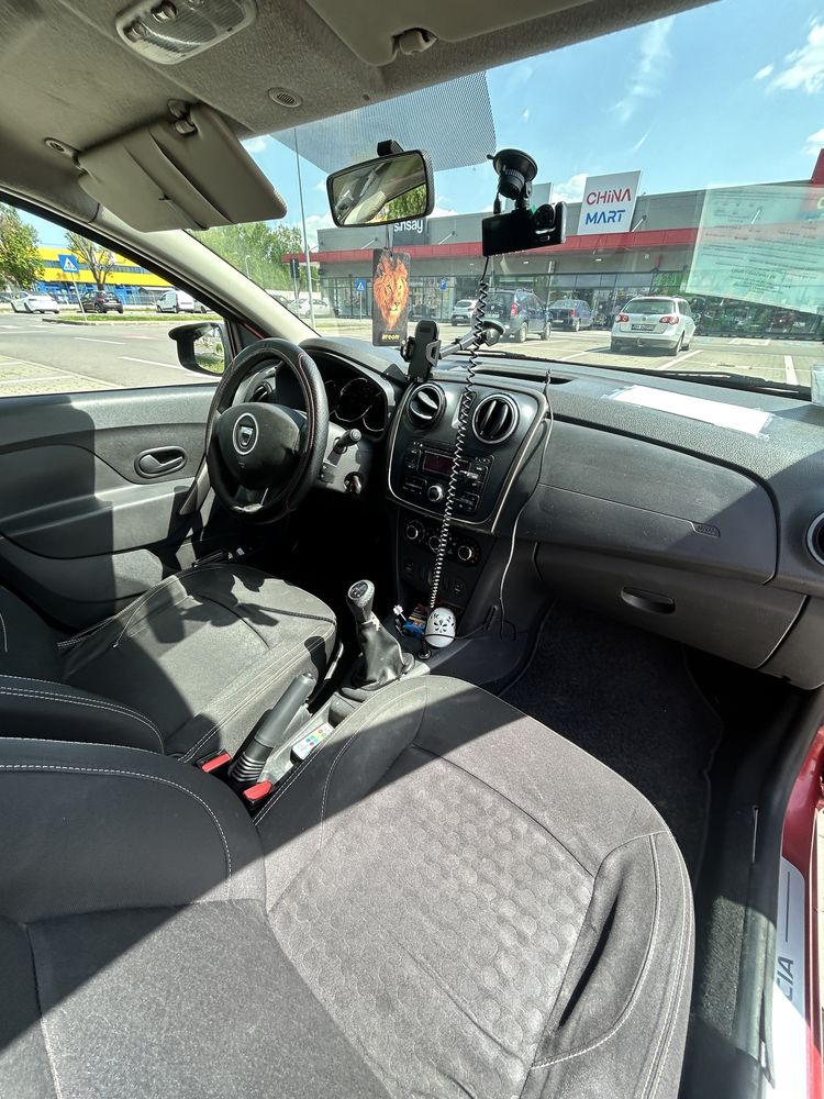 Inchiriez Dacia Logan 2013 Gpl+Benzina
