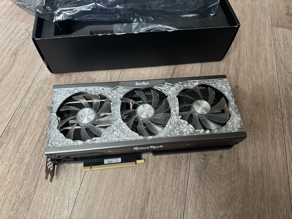 Продаю Palit GeForce RTX 3070 Ti GameRock