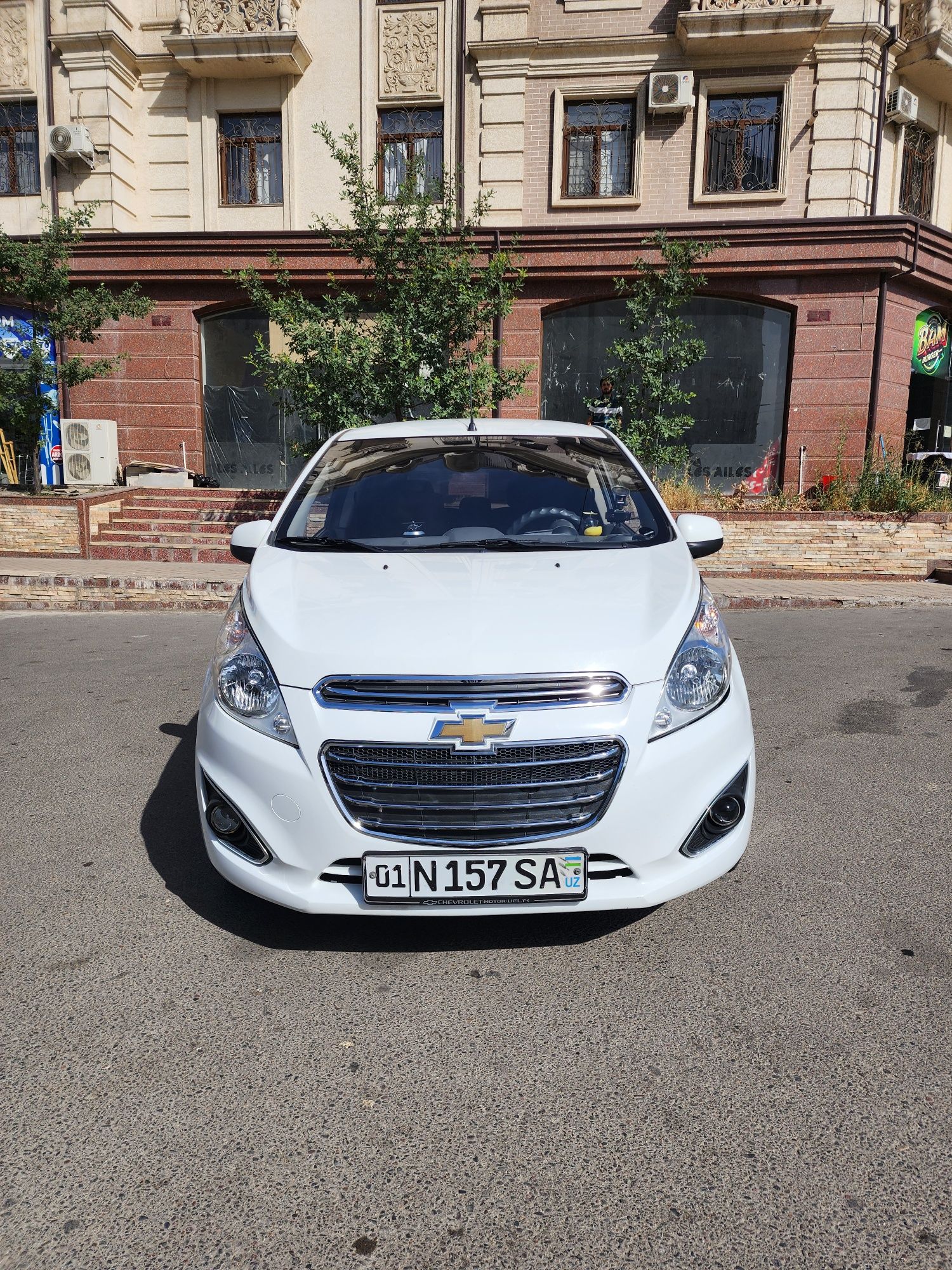 Продаю Спарк 2014.