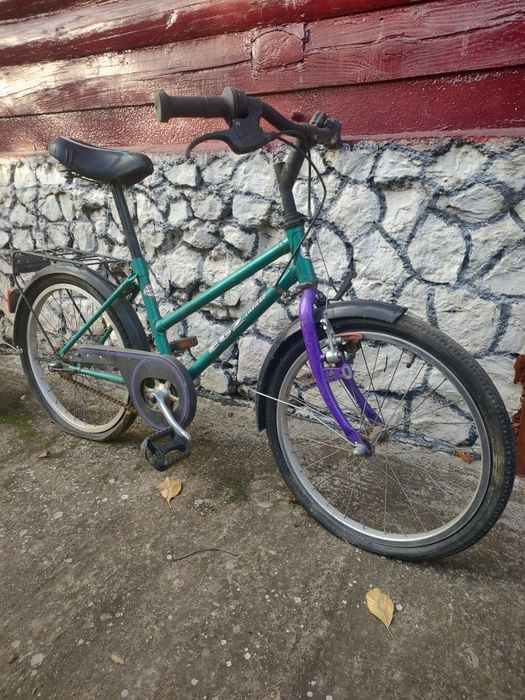 Vând 2 biciclete copii