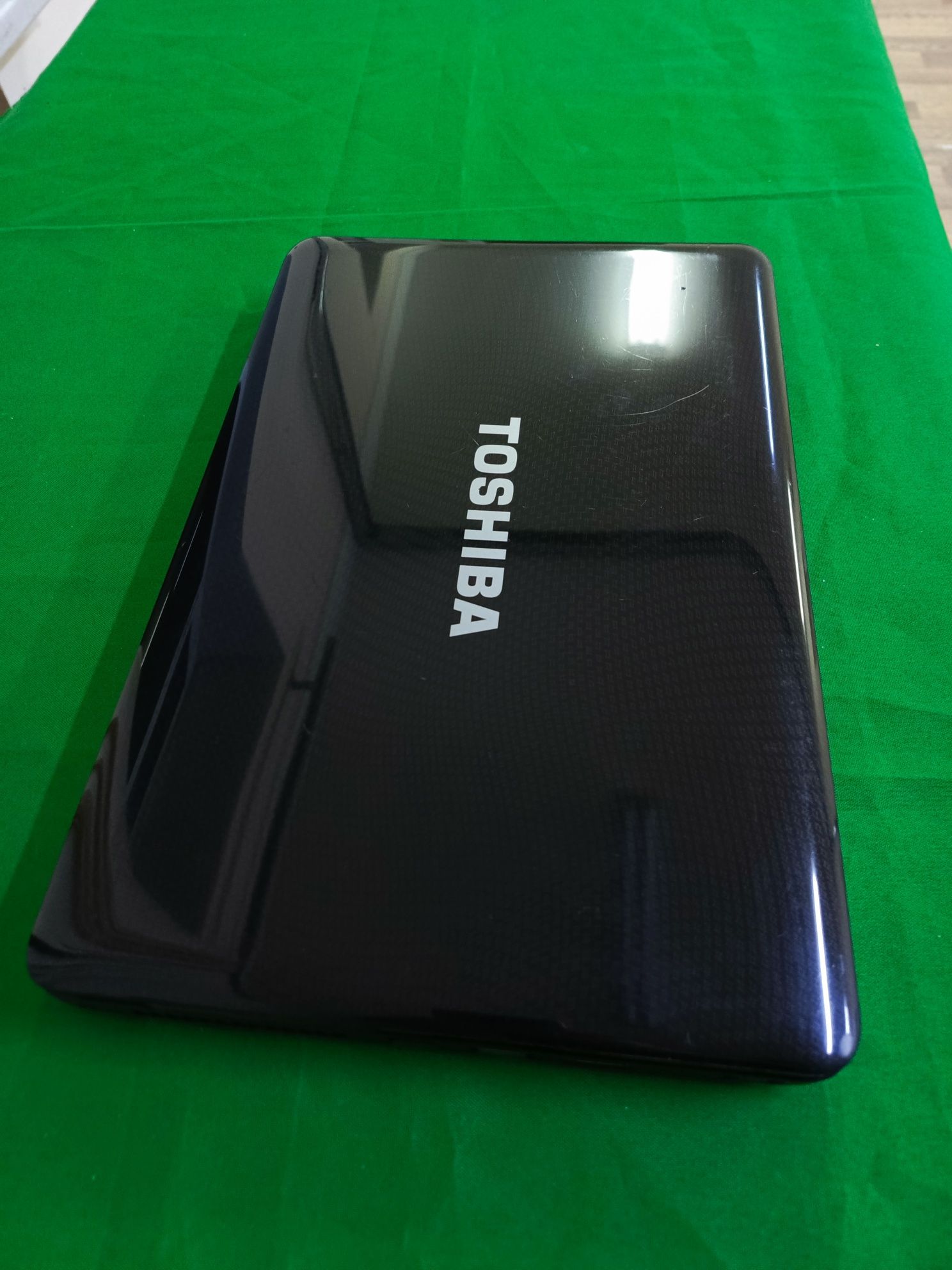 Ноутбук Toshiba Satelitte L655 Intel Core i3