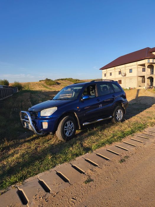 Vând Toyota rav 4 2.0 benzina 150CP