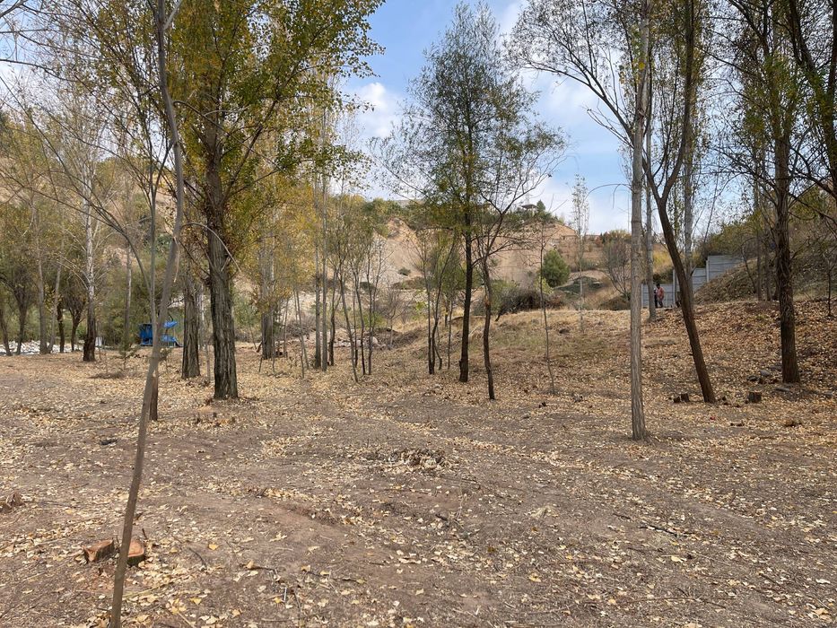 Йер майдони бор!