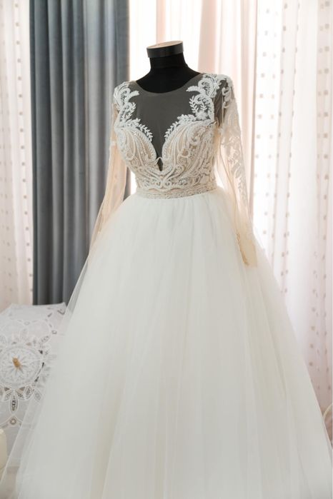 Rochie mireasa,1500 lei