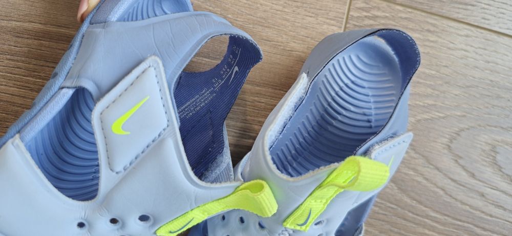 Nike Sunray Protect 23,5 , Birkenstock 25