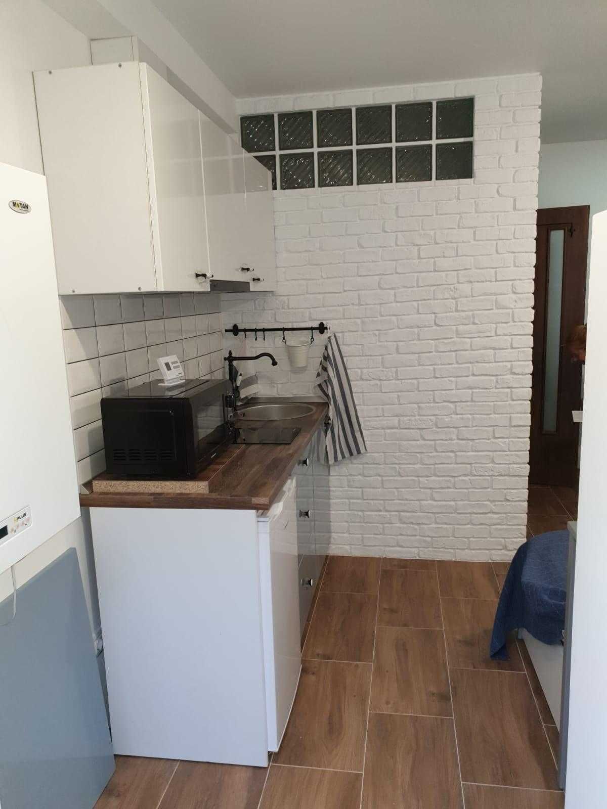 Închiriez apartament doua camere ultracentral