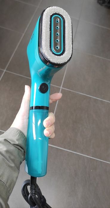 Aparat de calcat vertical cu abur NOU Tefal Pure Pop