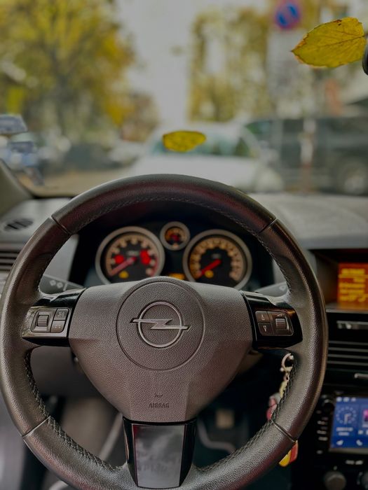 Opel Astra H 1.8 (140 к.с.)