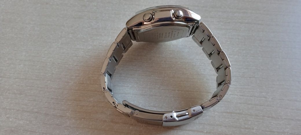 Мъжки часовник Casio Edifice EFA-120
