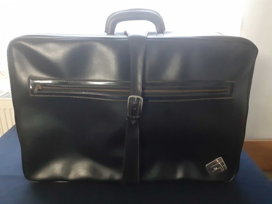 Висококачествен кожен куфар - Старото СОЦ производство!