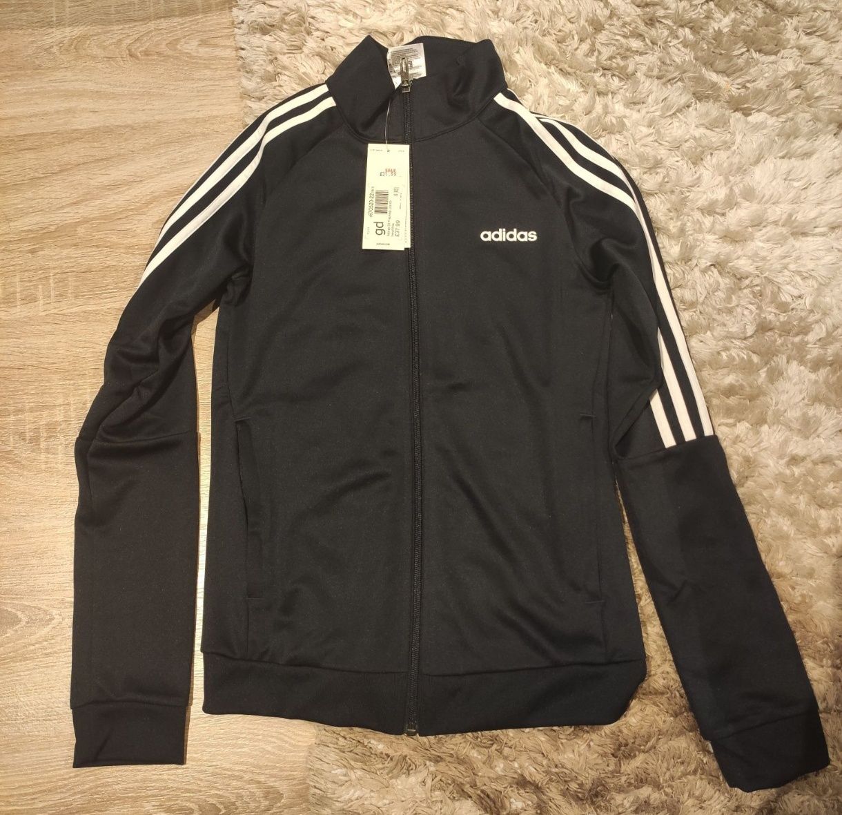 Спортно яке, горнище Адидас, Adidas