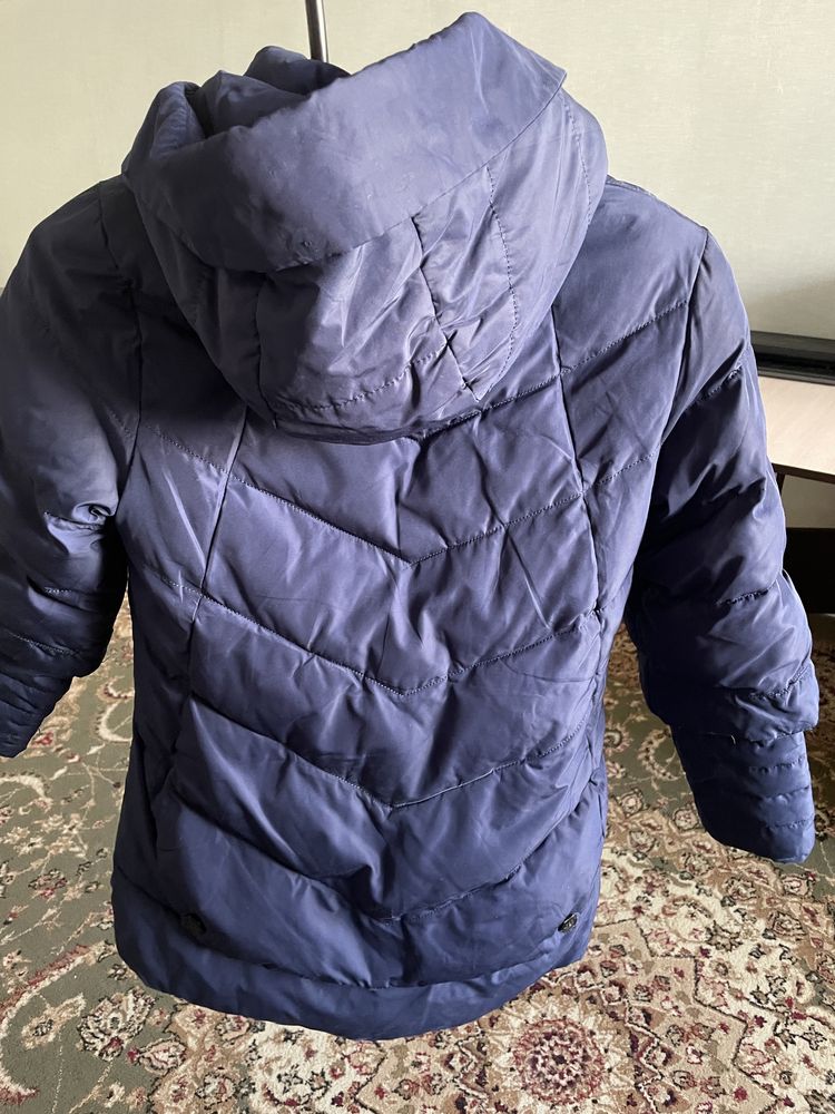 Продам зимнюю куртку