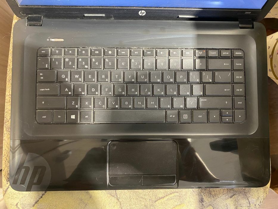 HP intel core i3/OZU 8GB/диск 500ГБ/Windows 10
