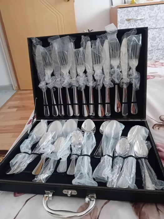 Set tacâmuri de Vânzare de 6 persoane