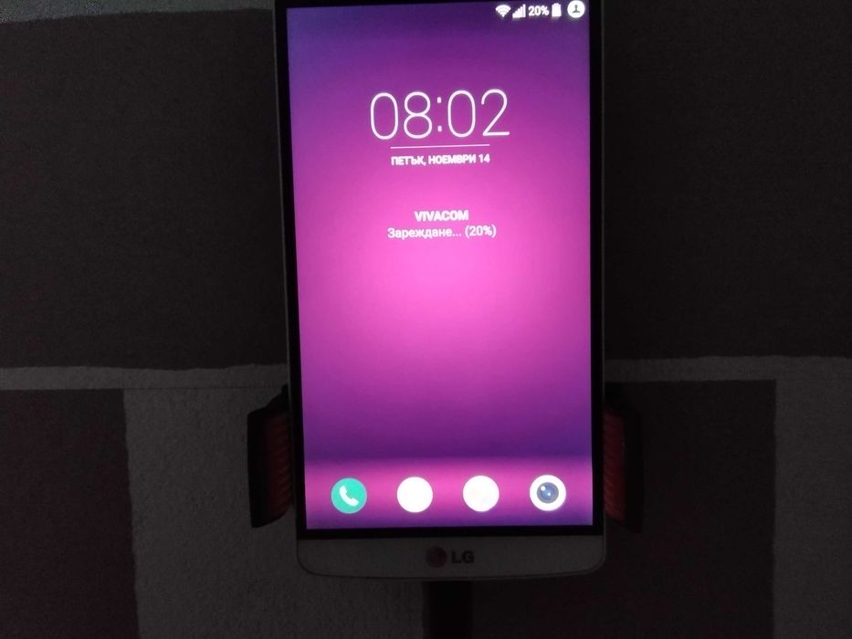 страхотен евтин смартфон с сменена чисто нова батерия LG 3
