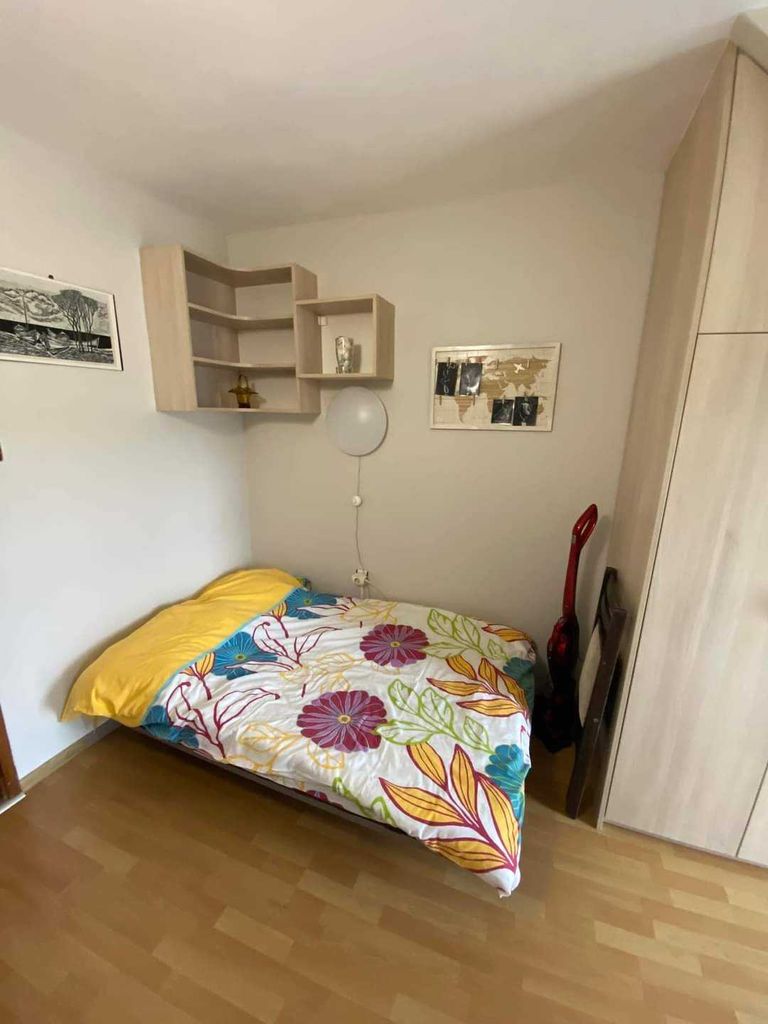 Дава се под наем Тристаен апартамент в Бургас, Лазур - 70 кв.м за 550 € - Снимка #10