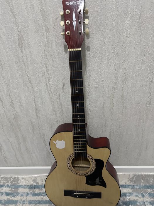 Гитара ronne wood