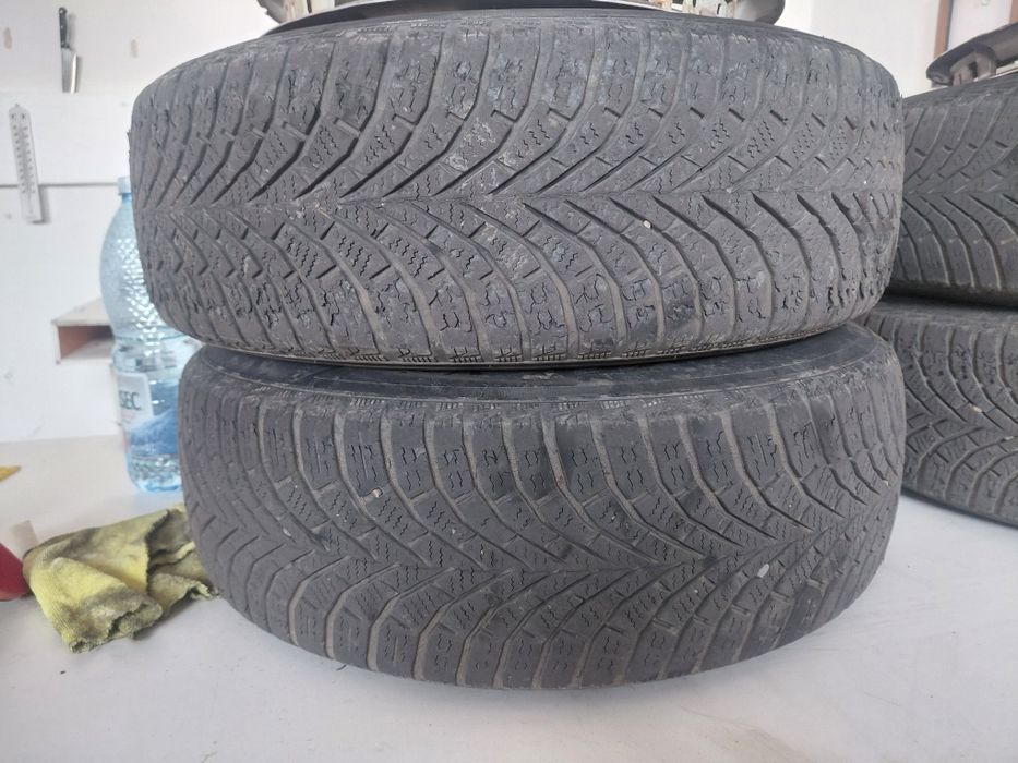 Jante 4x100 R15, cu anvelope Sailun de iarna 185 65 15