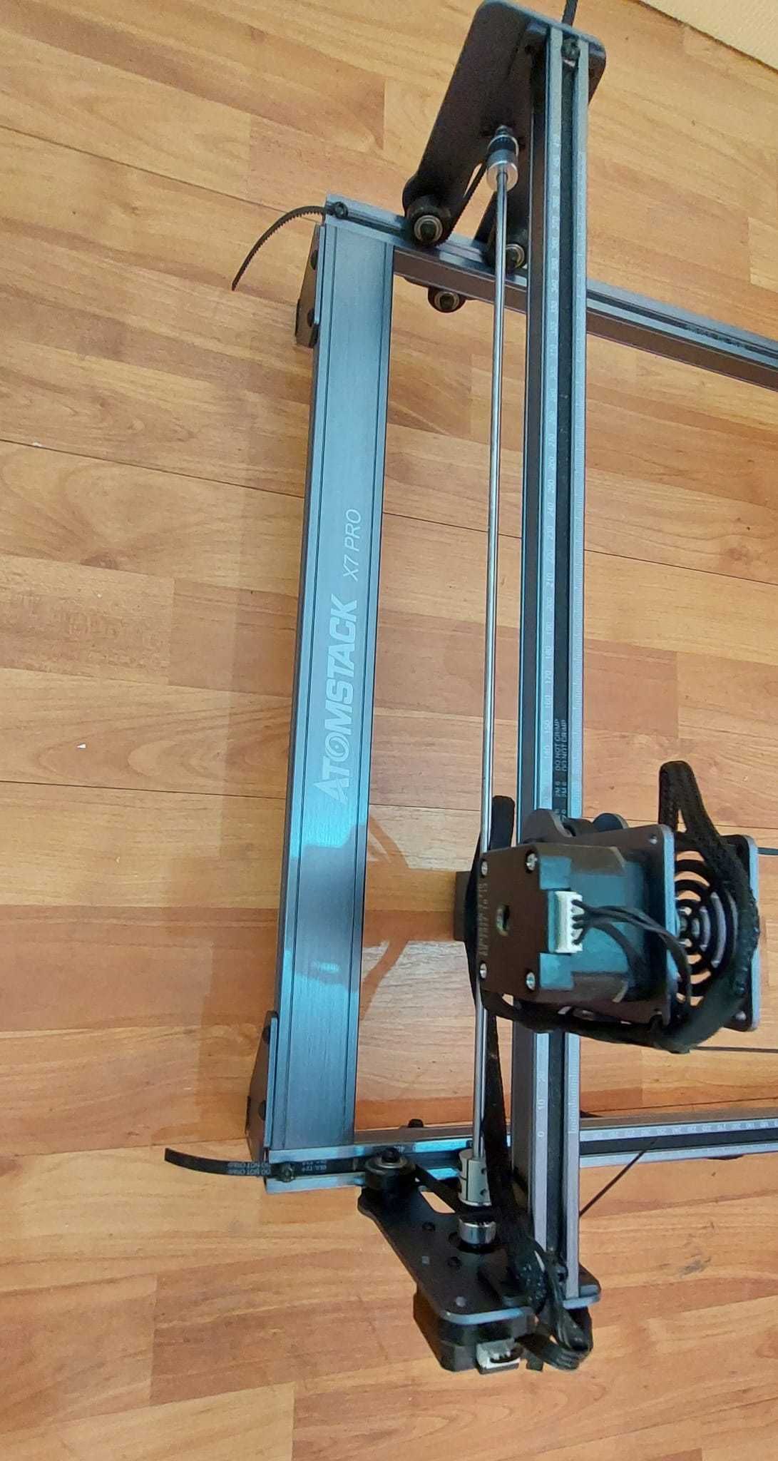 Masina CNC de gravat si taiat cu laser dual ATOMSTACK X7 Pro