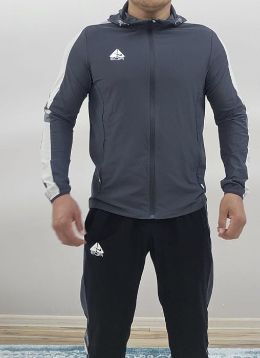 Продам оригинальные ХУДИ и спортивку